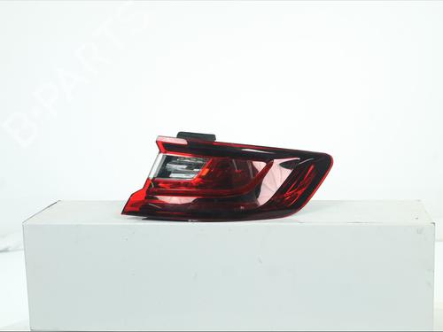 Høyre baklys Høyre baklys RENAULT MEGANE IV Hatchback (B9A/M/N_) 1.5 dCi 110 (B9A3) (110 hp) 34498192 34498192