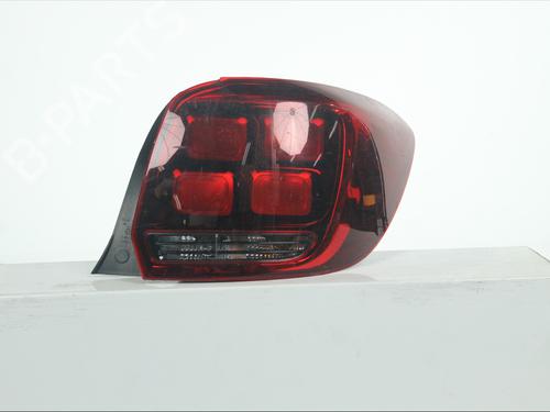 right-taillight-dacia-sandero-ii-2012-34145312 main image