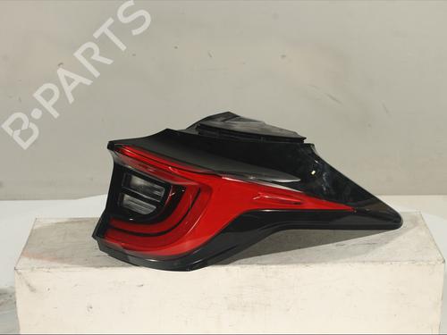Used Right taillight TOYOTA YARIS (_P21_, _PA1_, _PH1_) 1.5 Hybrid (MXPH10, MXPH11) (116 hp) 30980481