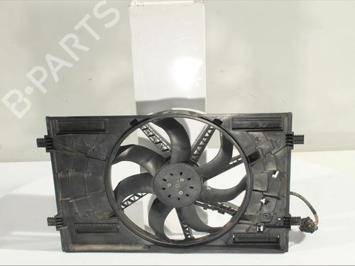 Used Radiator fan SKODA OCTAVIA III Combi (5E5, 5E6) 1.6 TDI (110 hp) 26900378