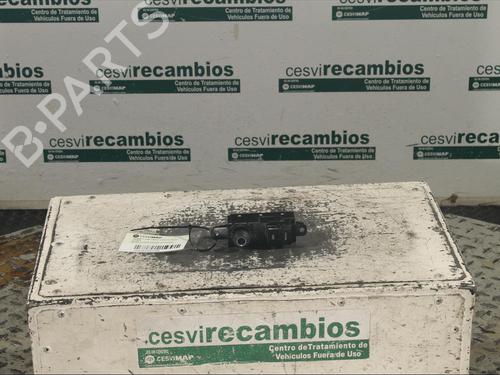 Used Switch Switch PEUGEOT 208 I (CA_, CC_) 1.6 HDi (92 hp) 11898381 11898381