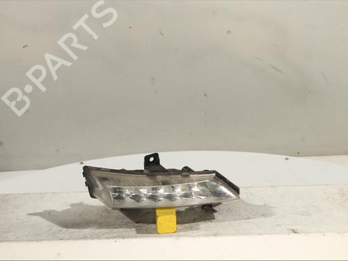 Højre positionslygte RENAULT MEGANE III Hatchback (BZ0/1_, B3_) 1.5 dCi (BZ09, BZ0D, BZ1W, BZ29, BZ14) (110 hp) 29049366