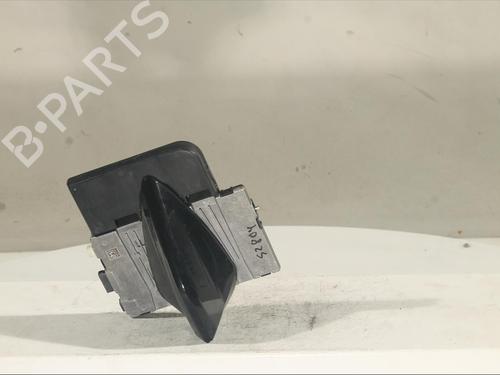 Used Antenna/Base Antenna/Base PEUGEOT 308 III (FB_, FH_, FP_, F3_, FM_) PureTech 130 (FPHNSL, FPHNST) (131 hp) 24399421 24399421
