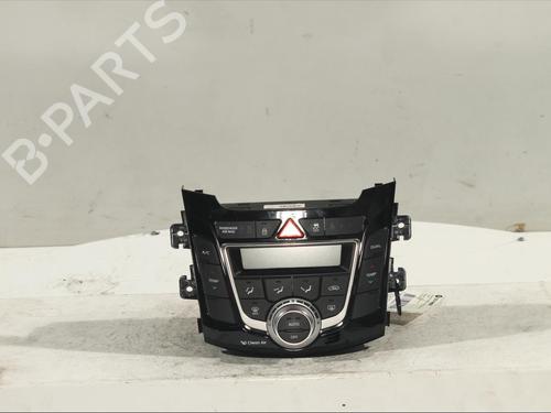 Used Climate control Climate control HYUNDAI i30 (GD) 1.6 CRDi (110 hp) 11983238 11983238
