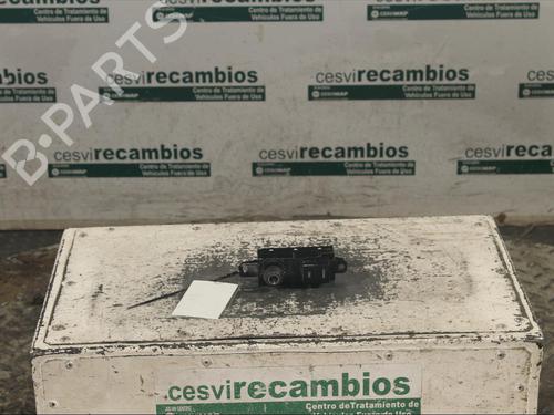 Used Switch Switch PEUGEOT 208 I (CA_, CC_) 1.6 HDi (92 hp) 11898048 11898048