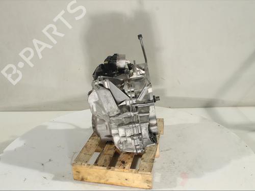 Gearbox MERCEDES-BENZ A-CLASS (W176) A 200 CDI / d (176.008) | BP16466051M3 