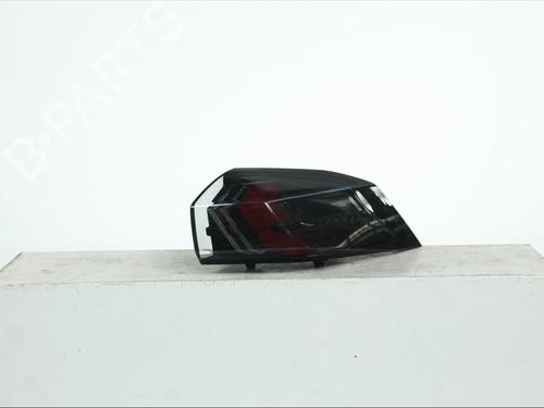 Used Right taillight Right taillight PEUGEOT 2008 II (UD_, US_, UY_, UJ_, UR_, UC_) 1.2 PureTech 130 (USHNS, URHNS) (130 hp) 39542269 39542269