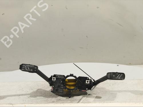 steering-column-stalk-skoda-fabia-iv-pj3-2021-29203256 main image