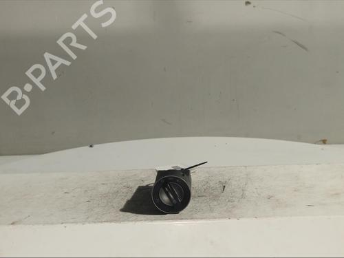 Mando luces Mando luces VW POLO IV (9N_, 9A_) 1.4 16V (80 hp) 11911031 11911031