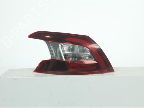 Used Left taillight Left taillight PEUGEOT 308 II (LB_, LP_, LW_, LH_, L3_) 1.6 BlueHDi 120 (120 hp) 35747673 35747673