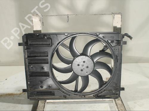 Used Radiator fan Radiator fan FORD FOCUS IV (HN) 1.0 EcoBoost (125 hp) 18089638 18089638
