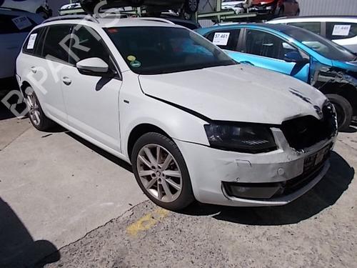 Brugte SKODA OCTAVIA III Combi (5E5, 5E6)  2.0 TDI  4649301