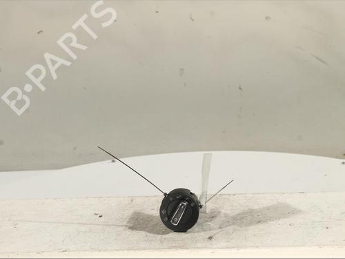 Used Headlight switch SKODA SUPERB III (3V3) 2.0 TDI (150 hp) 29328391