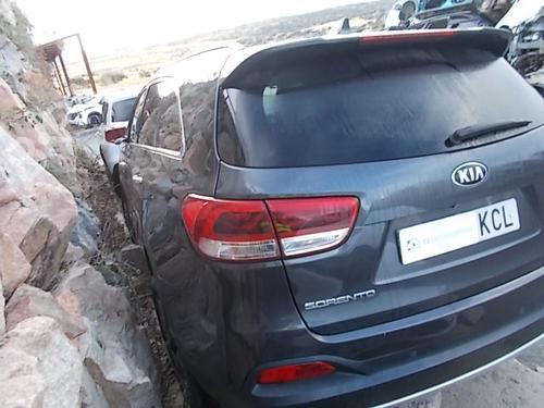 Used Parts KIA SORENTO III (UM)  2.2 CRDi 4WD  2071217