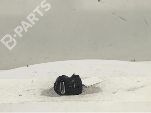 Used Headlight switch AUDI Q3 (8UB, 8UG) [2011-2020]  11991163