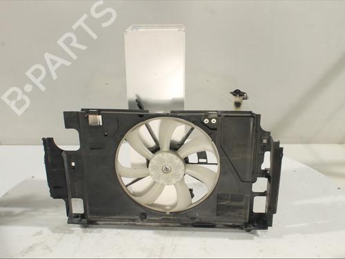 Used Radiator fan TOYOTA YARIS (_P13_) 1.5 Hybrid (NHP130_) (101 hp) 32740832