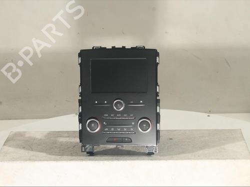Used Display monitor Display monitor RENAULT MEGANE IV Hatchback (B9A/M/N_) 1.5 dCi 90 (B9A1) (90 hp) 18898776 18898776
