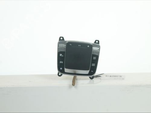 switch-mercedes-benz-a-class-w177-2018-34145247 main image