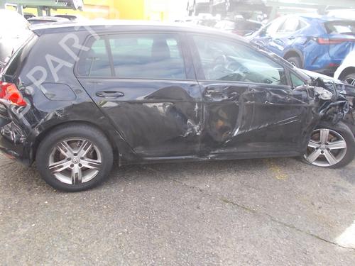 Left headlight VW GOLF VII (5G1, BQ1, BE1, BE2) 1.6 TDI | BP32433032C28 