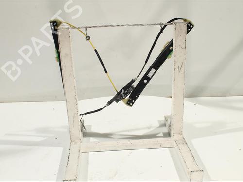 Used Front right window mechanism Front right window mechanism SKODA OCTAVIA III Combi (5E5, 5E6) 1.5 TSI G-TEC (130 hp) 15136921 15136921