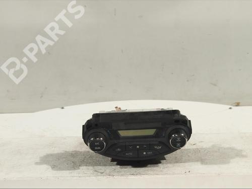 Used Climate control TOYOTA YARIS (_P13_) 1.3 (NSP130_, NSP130) (99 hp) 11908570