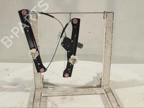 Used Front right window mechanism Front right window mechanism BMW 1 (F20) 116 d (116 hp) 13084873 13084873