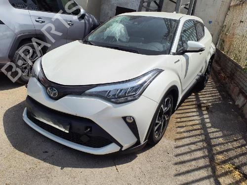 Brugte TOYOTA C-HR (_X1_) 1.8 Hybrid (ZYX10_, ZYX11_, ZYX10R, ZYX11R) (122 hp) 4393535