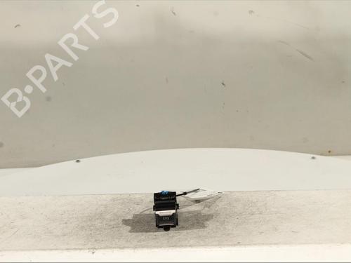 Used Hand brake Hand brake PEUGEOT 5008 II (MC_, MJ_, MR_, M4_) 1.2 THP (MRHNYH, MRHNYW, MRHNSJ, MRHNSU, MRHNSM) (131 hp) 24352499 24352499