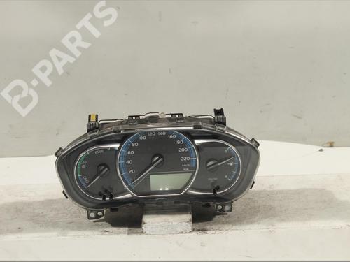 Used Instrument cluster TOYOTA YARIS (_P13_) 1.5 Hybrid (NHP130_) (101 hp) 11908834