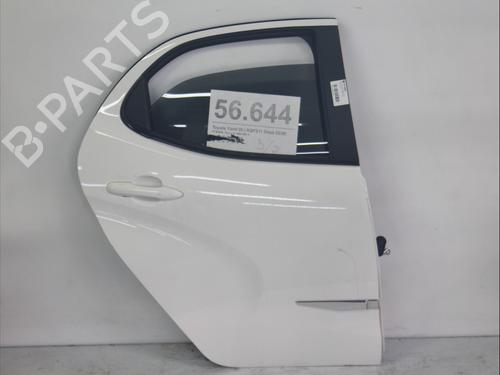 Porta trás direita TOYOTA YARIS (_P21_, _PA1_, _PH1_) 1.5 Hybrid (MXPH10, MXPH11) (116 hp) 30893516