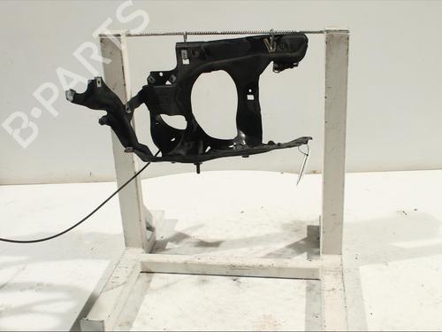 Used Right headlight support Right headlight support BMW 7 (E65, E66, E67) 730 d (218 hp) 24398606 24398606