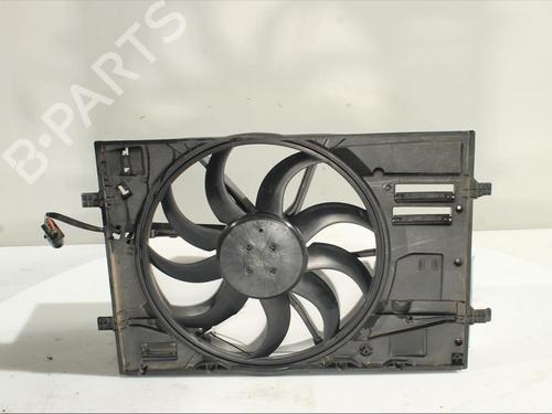 Used Radiator fan VW GOLF VIII (CD1, DA1) 1.5 eTSI (131 hp) 26446334