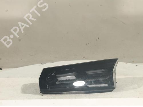 Used Right tailgate light Right tailgate light PEUGEOT 2008 II (UD_, US_, UY_, UJ_, UR_, UC_) 1.2 PureTech 130 (USHNS, URHNS) (130 hp) 20305871 20305871
