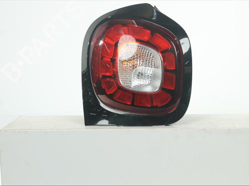 Farolim esquerdo Farolim esquerdo SMART FORFOUR Hatchback (453) 0.9 (453.044, 453.053) (90 hp) 36028282 36028282
