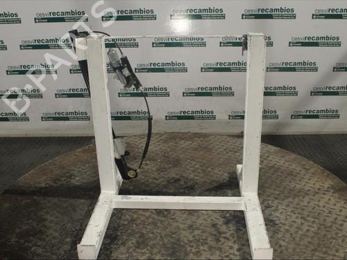 Used Front right window mechanism Front right window mechanism NISSAN NV200 Van 1.5 dCi 90 (M20, M20N, M20M) (90 hp) 12076488 12076488