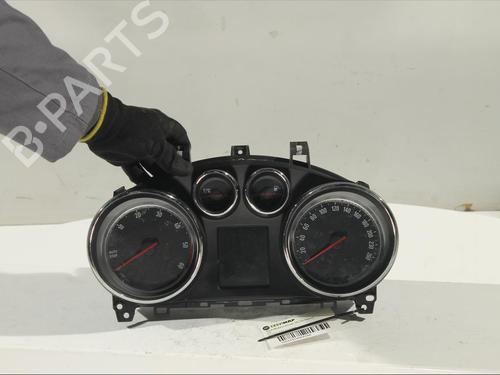 Used Instrument cluster Instrument cluster 11907012 11907012