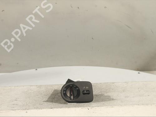 Used Headlight switch SEAT IBIZA IV (6J5, 6P1) 1.6 TDI (90 hp) 31077854