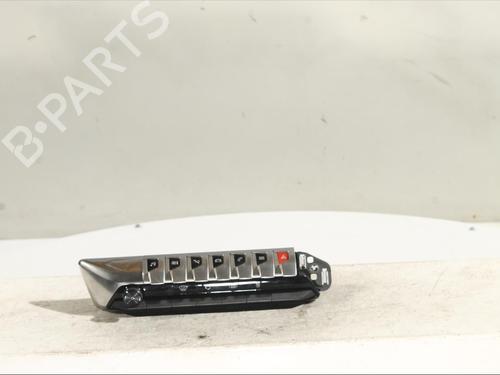 Used Switch PEUGEOT 3008 II SUV (MC_, MR_, MJ_, M4_) 1.5 BlueHDi 130 (131 hp) 25908900