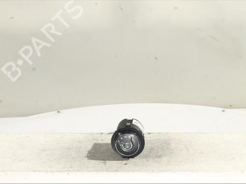 Used Shift knob PEUGEOT RIFTER 1.5 BlueHDi 130 (130 hp) 24399696