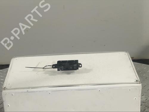 Used Switch Switch PEUGEOT 2008 I (CU_) 1.6 BlueHDi 100 (100 hp) 11901429 11901429