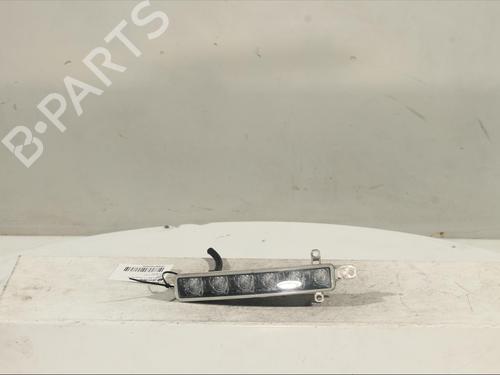 Used Right daytime light Right daytime light PEUGEOT 308 II (LB_, LP_, LW_, LH_, L3_) 1.6 HDi (92 hp) 15213157 15213157