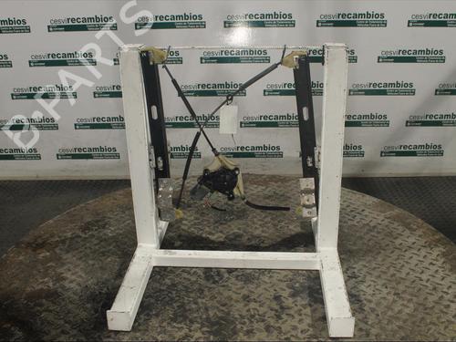 Used Front left window mechanism Front left window mechanism SEAT ATECA (KH7, KHP) 2.0 TDI (110 hp) 12076472 12076472