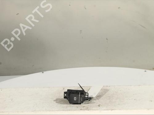 hand-brake-bmw-6-gran-turismo-g32-2017-27713794 main image