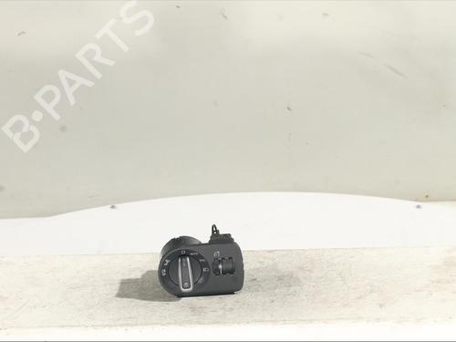 Used Headlight switch AUDI Q3 (8UB, 8UG) 2.0 TDI quattro (150 hp) 24519858