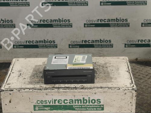 Used Radio Radio VW GOLF PLUS V (5M1, 521) 1.2 TSI (105 hp) 11989011 11989011