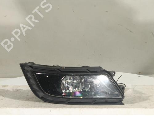 Used Left front fog light SKODA SUPERB II (3T4) 2.0 TDI (140 hp) 17234595