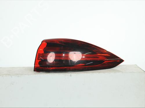 Used Right taillight Right taillight 39496508 39496508