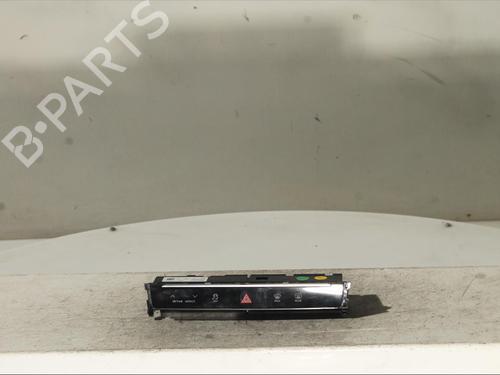switch-audi-q8-4mn-4mt-2018-23648211 main image