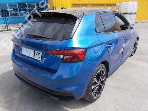 Left taillight SKODA FABIA IV (PJ3) 1.0 TSI | BP34409210C34  - Image 6