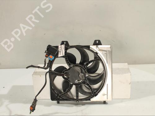 Used Radiator fan Radiator fan PEUGEOT 2008 II (UD_, US_, UY_, UJ_, UR_, UC_) 1.2 PureTech 130 (USHNS, URHNS) (130 hp) 27625156 27625156